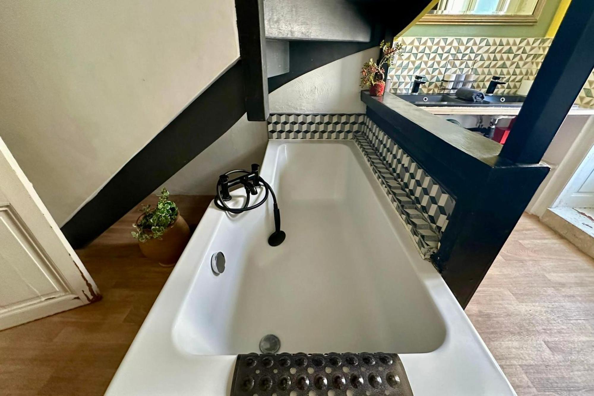 The Duplex- Air-Conditioned 3 Bedrooms In The Center Of Montpellier! 外观 照片